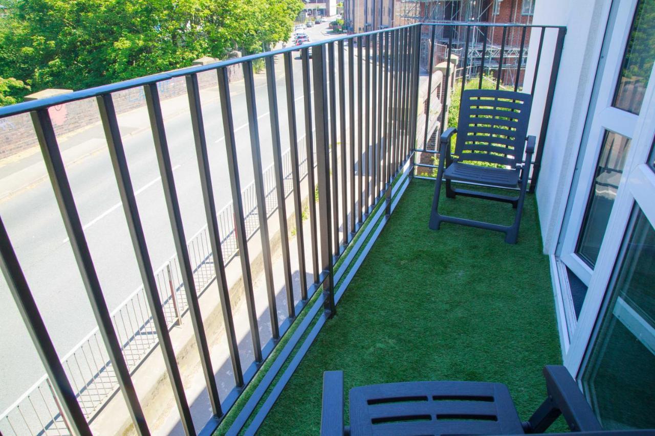 Bridge Court: Luxury Canal-view With Parking Apartment *